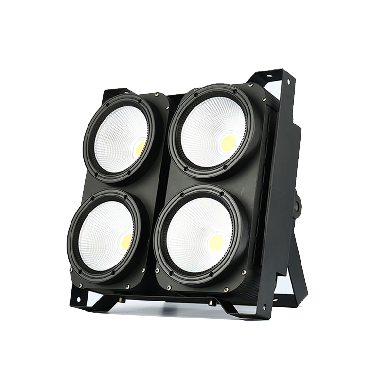 Blinder Light COB 4PCS 100W 4 眼 DMX 控制活动派对新灯
